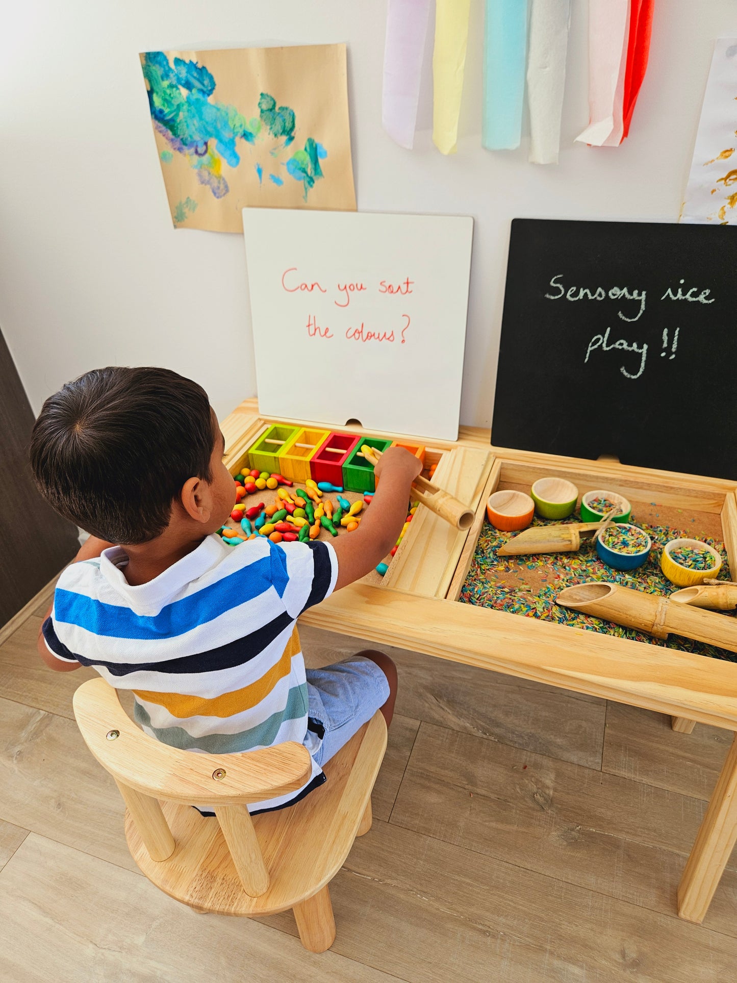 שולחן פעילות מעץ מלא 4 ב 1 - Qtoys