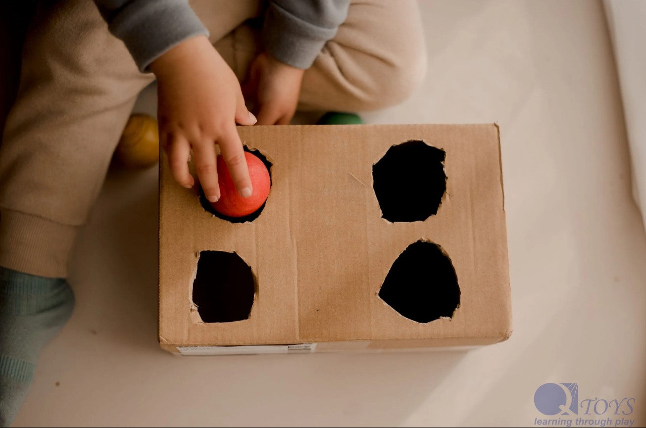 סט כדורים מעץ גדולים וצבעוניים - Qtoys