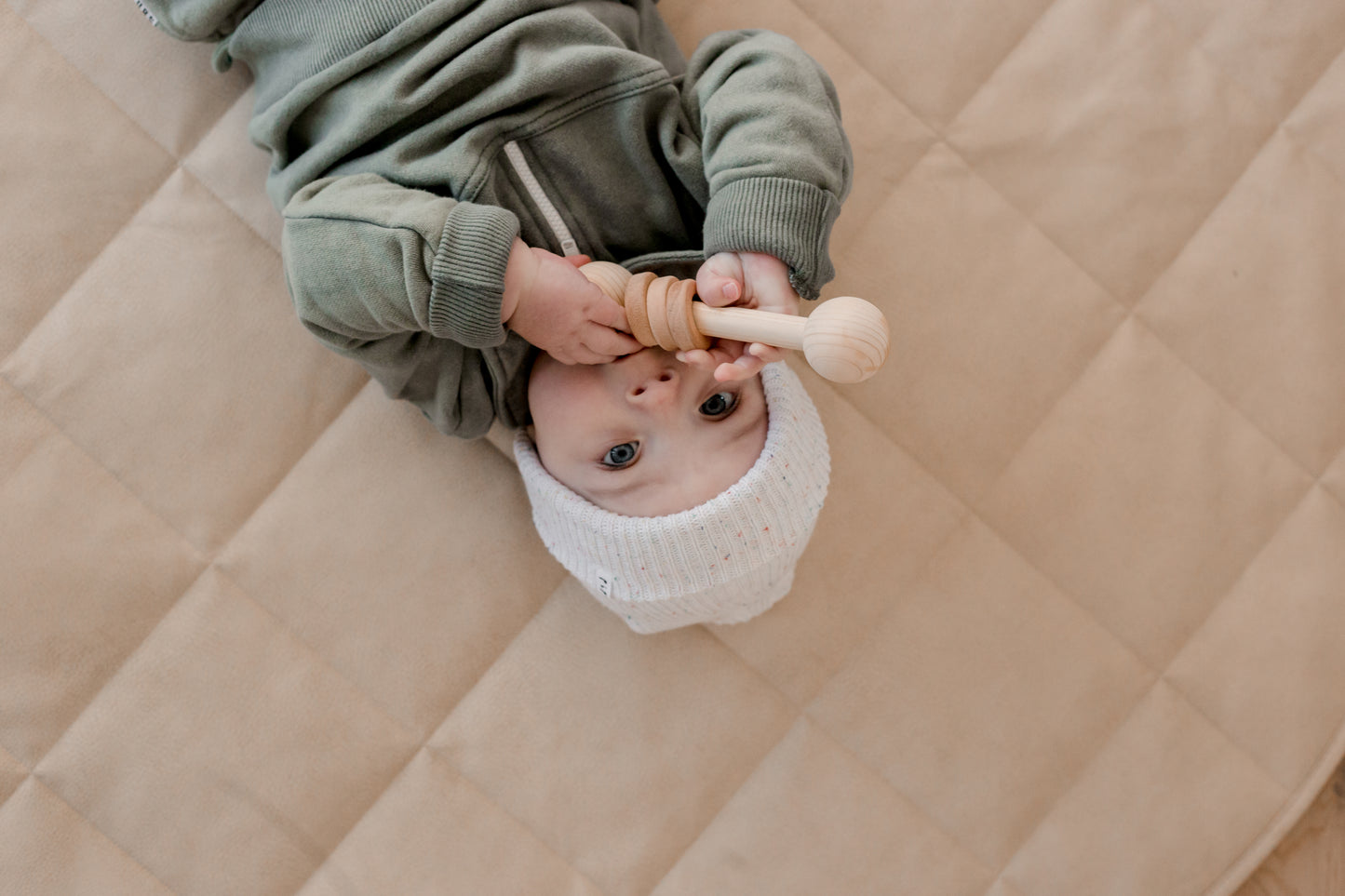 רעשן מעץ - Qtoys