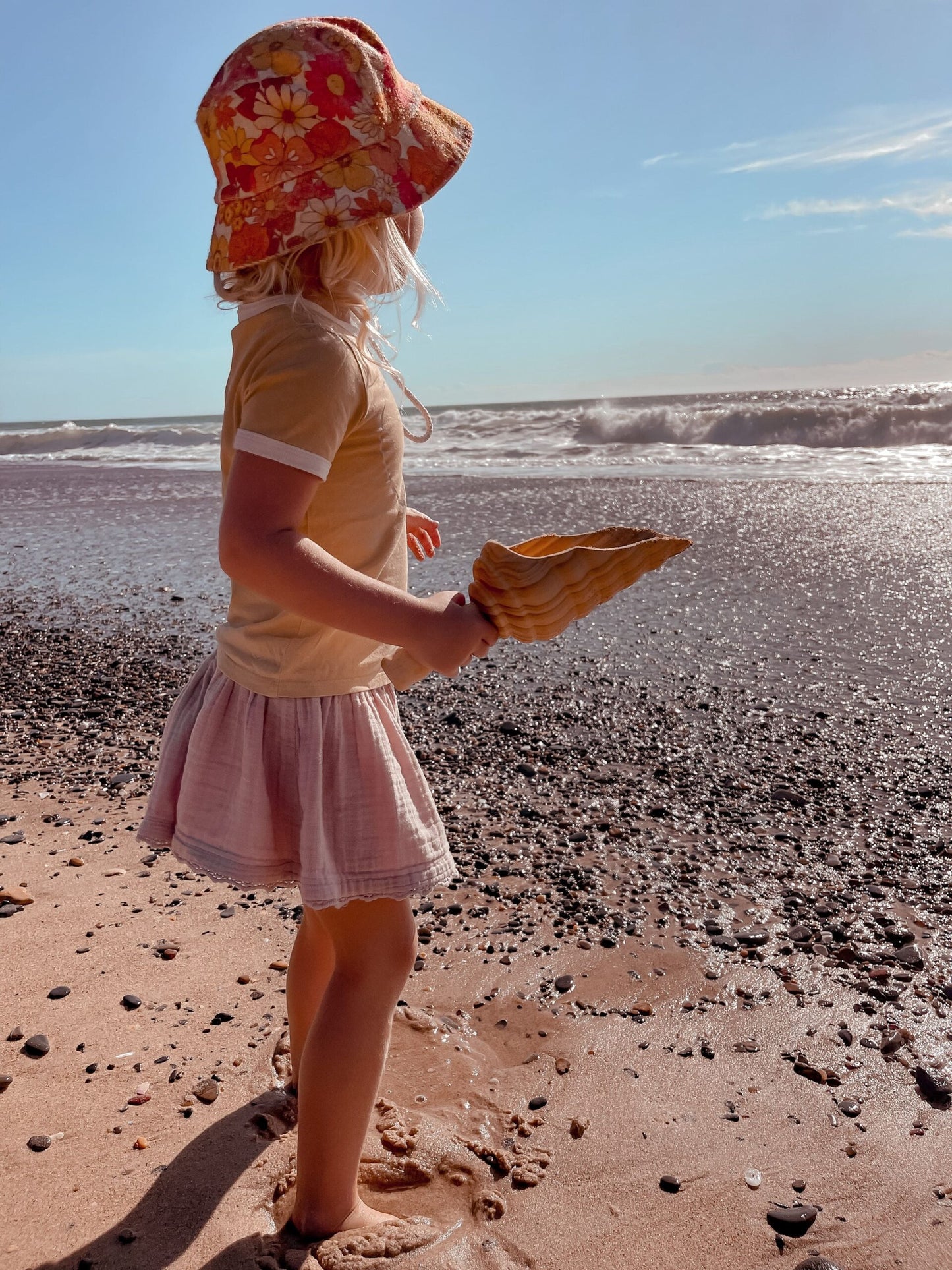 כף חול בצורת קונכיה - Explore Nook