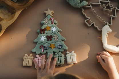 סט לבצק משחק - עץ אשוח ענק עם קישוטים - Kinfolk Pantry