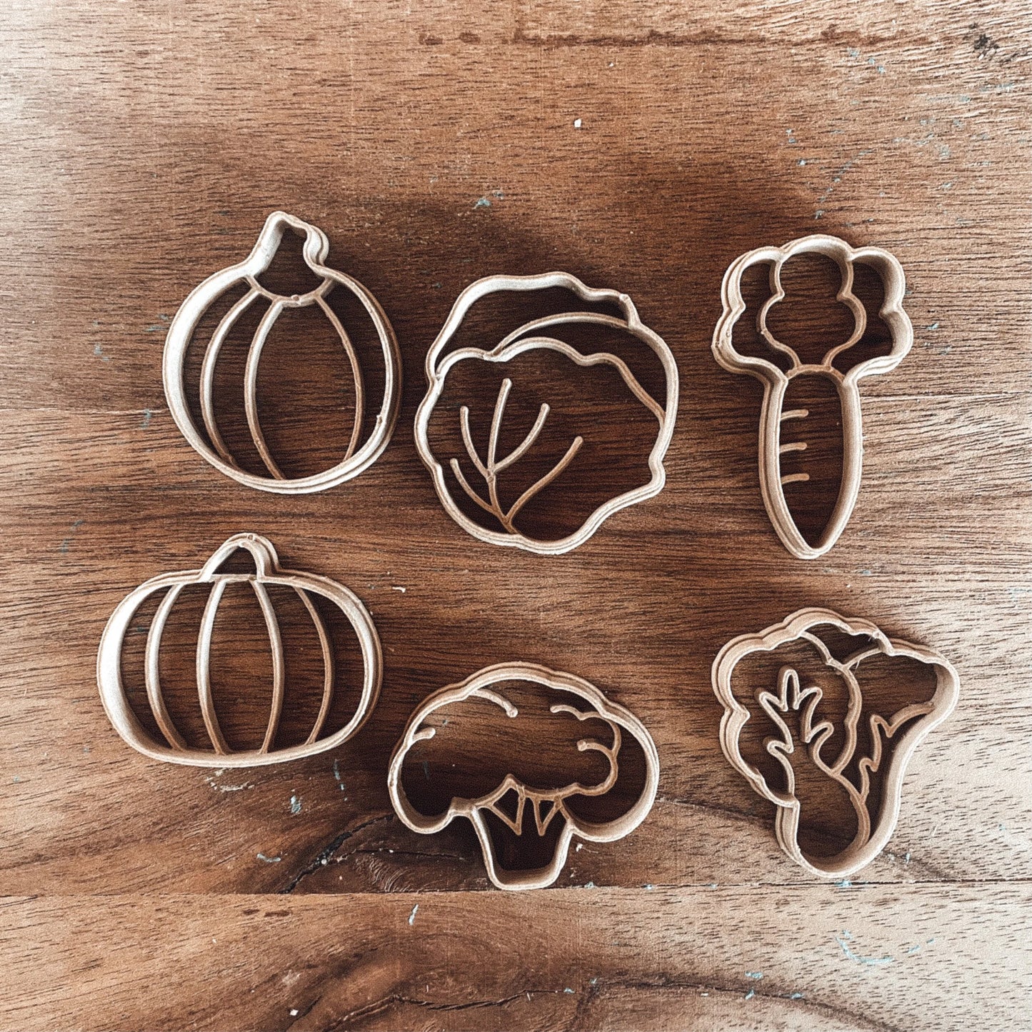 חותכנים לבצק משחק - ירקות - Kinfolk Pantry